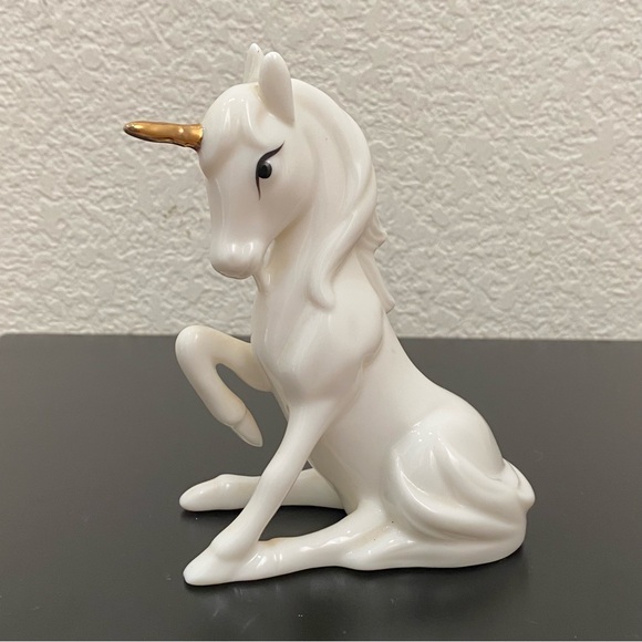 Vintage ENESCO Fine Bone China Porcelain 4.5” White Unicorn Figurine - Picture 1 of 14